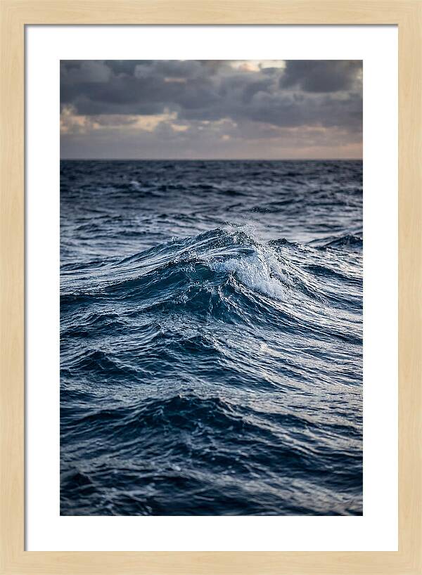 Rolling Swell Ocean
