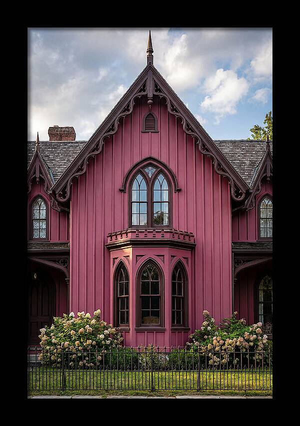 Roseland Cottage Facade