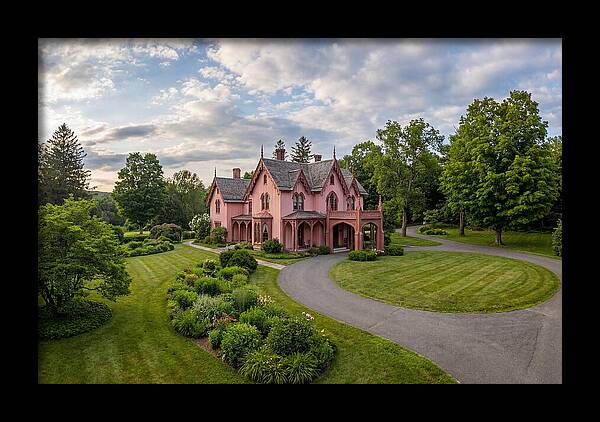 Roseland Cottage Serenity