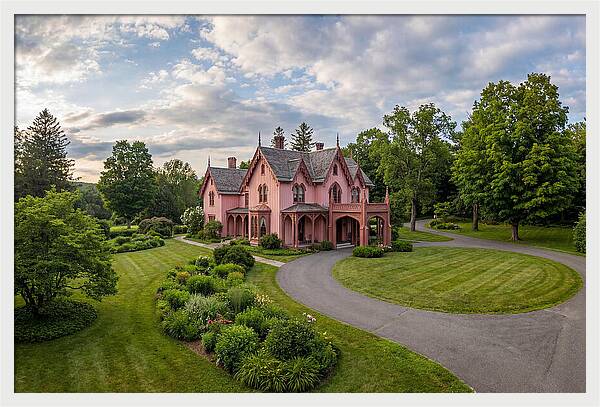Roseland Cottage Serenity