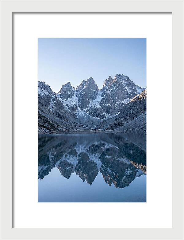 Row Of Iconic Pointed Peaks