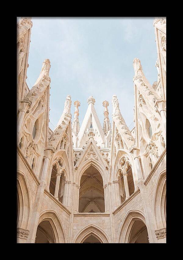 Sagrada Familias Grand View