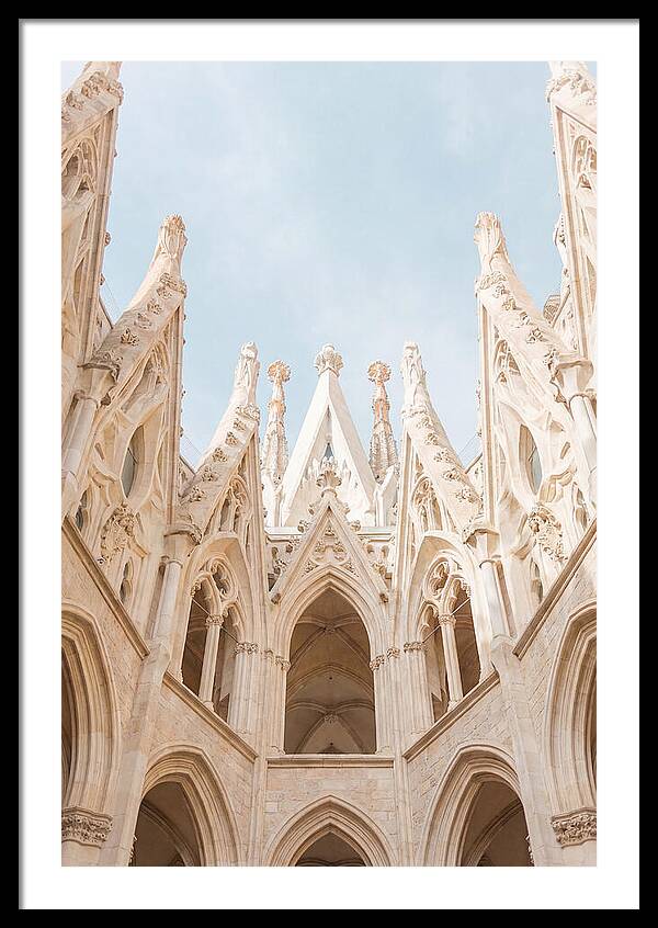 Sagrada Familias Grand View