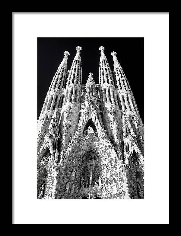 Sagrada Familias Majestic Perspective