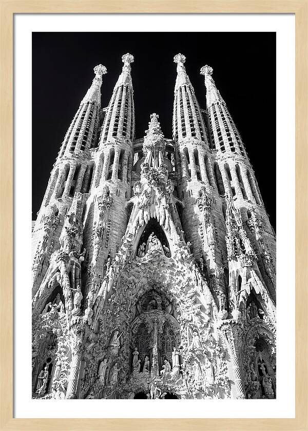 Sagrada Familias Majestic Perspective