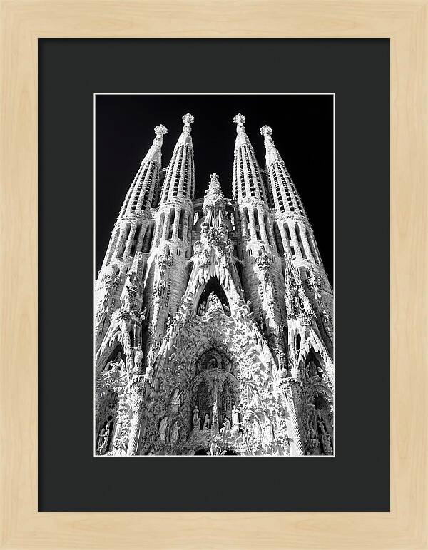 Sagrada Familias Majestic Perspective