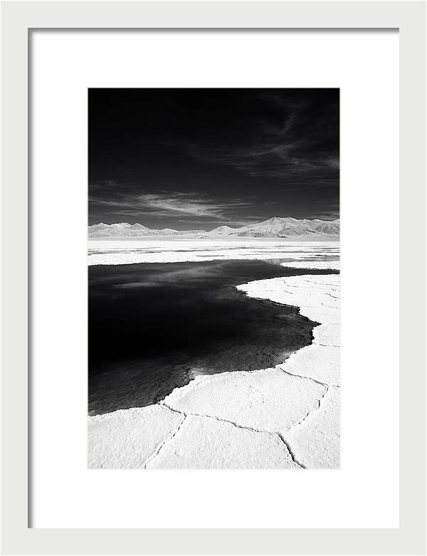 Salar De Uyuni Serenity