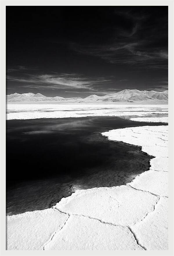 Salar De Uyuni Serenity