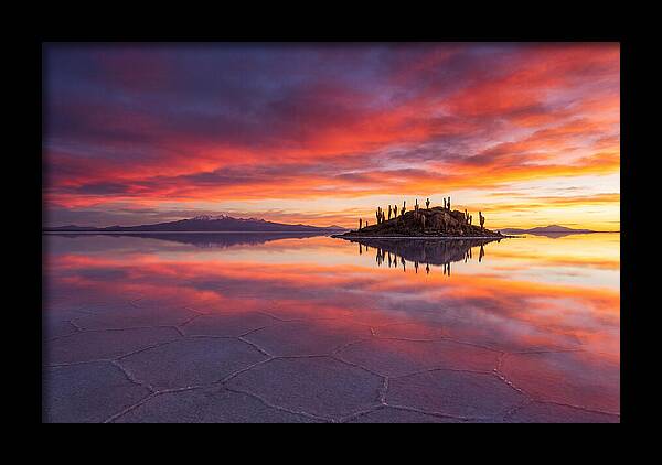 Salar De Uyuni Sunrise Reflection