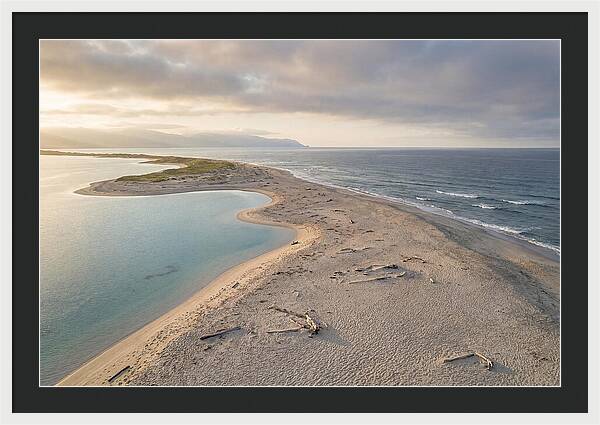 Sandy Spit Between Ocean And Lagoon
