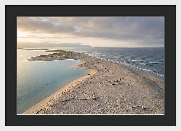 Sandy Spit Between Ocean And Lagoon