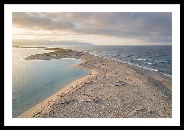 Sandy Spit Between Ocean And Lagoon