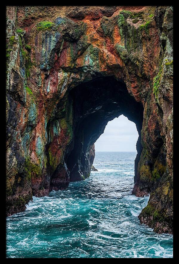 Santa Cruz Island Archway