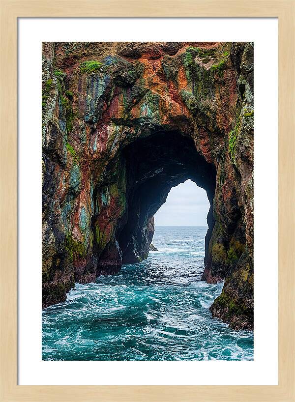 Santa Cruz Island Archway