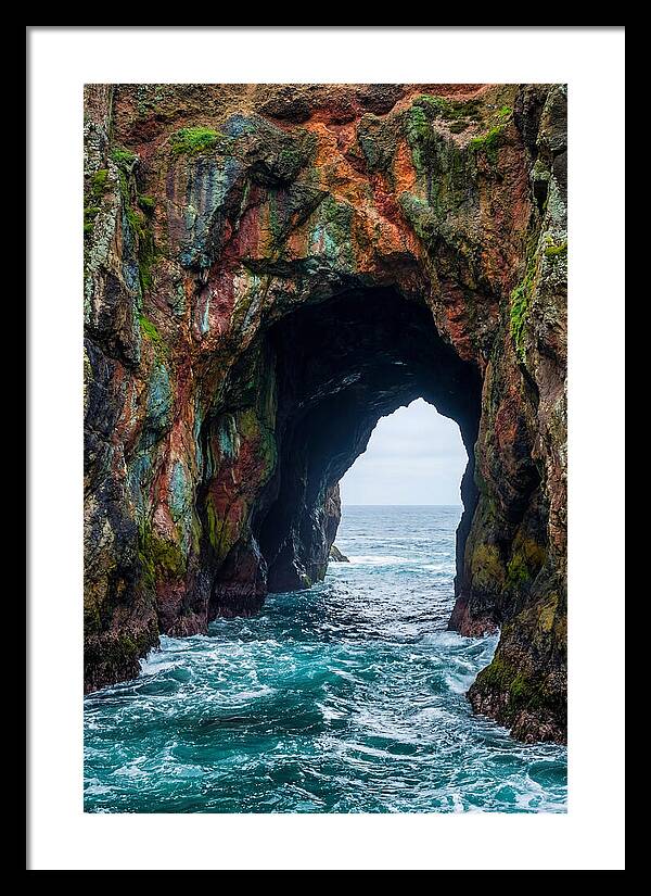 Santa Cruz Island Archway