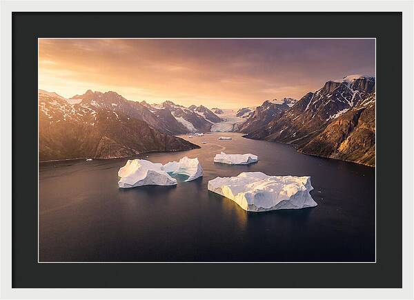 Scoresby Sund Fjord Serenity