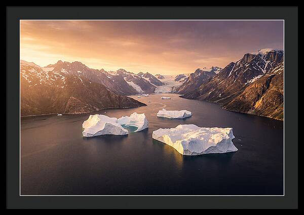 Scoresby Sund Fjord Serenity