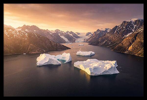 Scoresby Sund Fjord Serenity