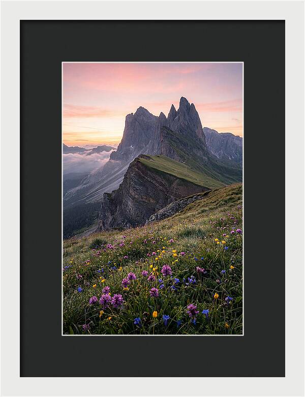 Seceda Ridgeline At Sunrise