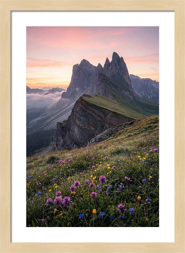 Seceda Ridgeline At Sunrise