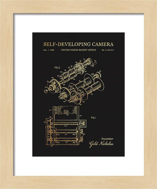 Self Developing Camera Polaroid Gold Patent Us3134313a