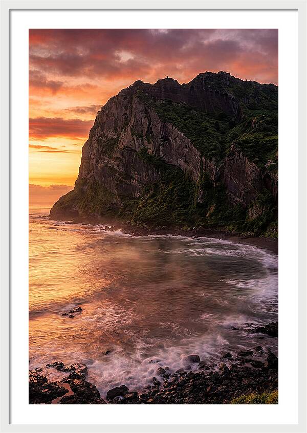 Seongsan Ilchulbong At Dawn