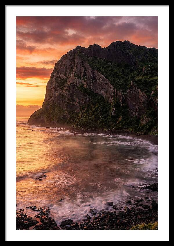 Seongsan Ilchulbong At Dawn