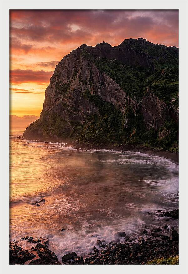 Seongsan Ilchulbong At Dawn