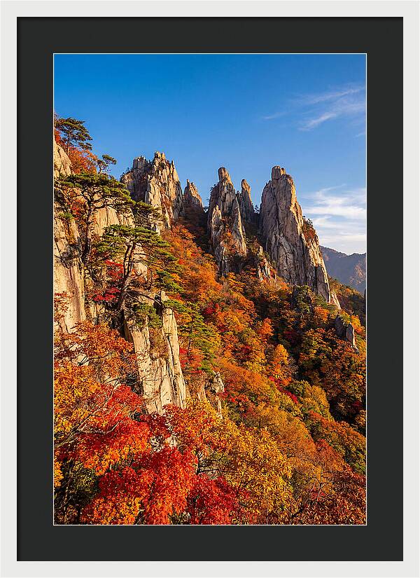 Seoraksan Mountain In Autumn Glory