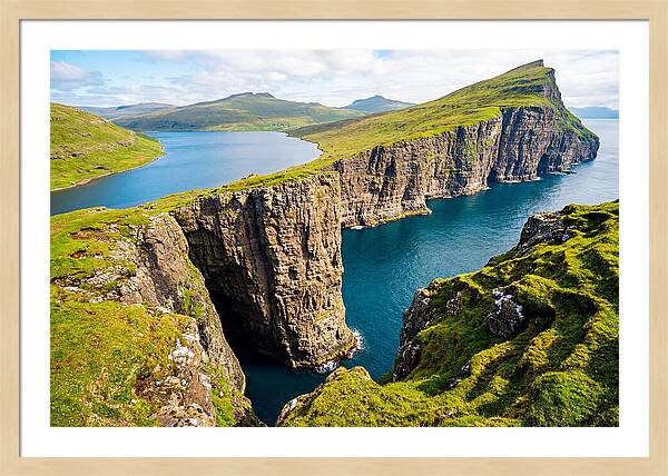 Serene Cliffside Reflection