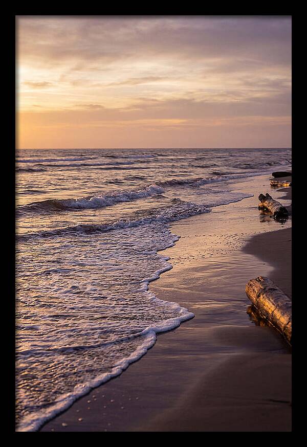 Serene Ocean Waves