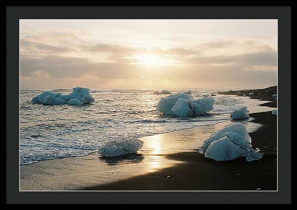 Serenity Along Diamond Beach