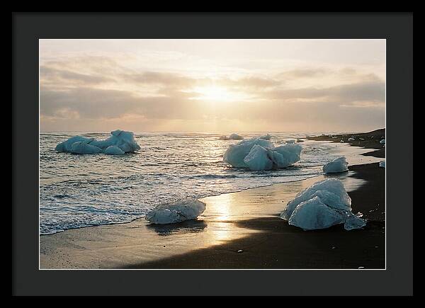 Serenity Along Diamond Beach