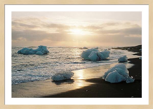 Serenity Along Diamond Beach