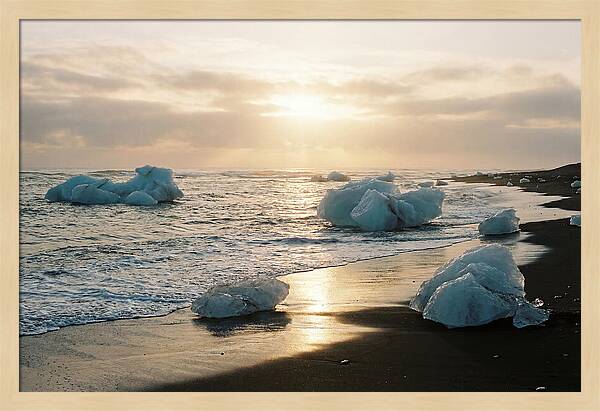 Serenity Along Diamond Beach