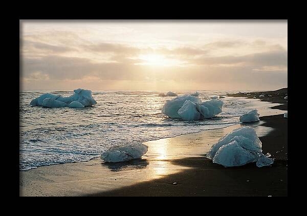 Serenity Along Diamond Beach