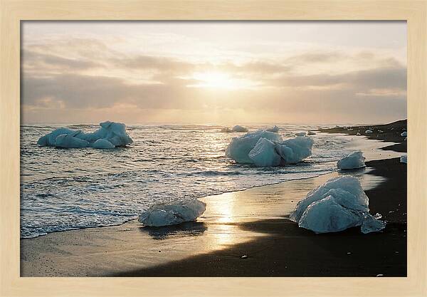 Serenity Along Diamond Beach