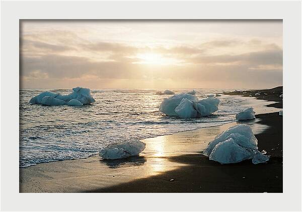 Serenity Along Diamond Beach