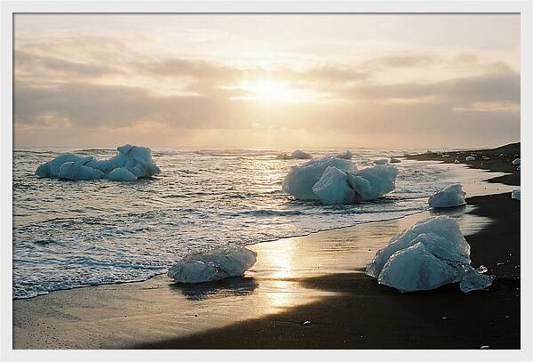 Serenity Along Diamond Beach