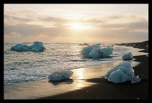Serenity Along Diamond Beach