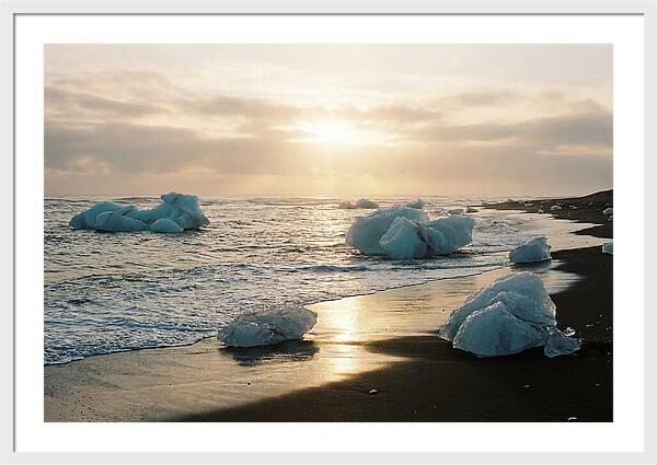 Serenity Along Diamond Beach