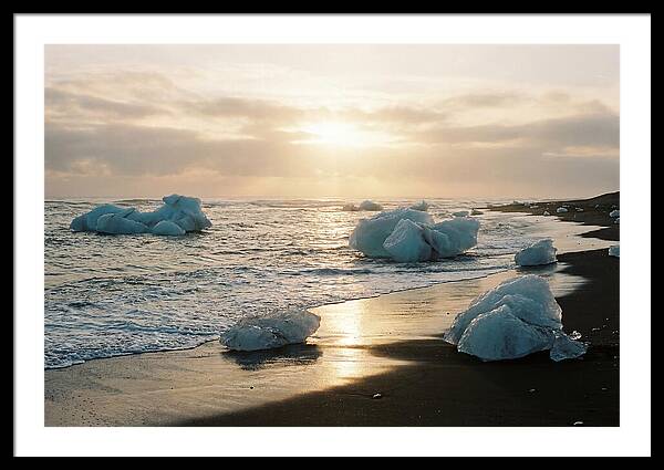 Serenity Along Diamond Beach