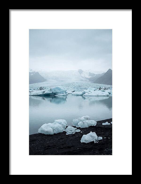 Serenity At Jkulsrln Glacier Lagoon