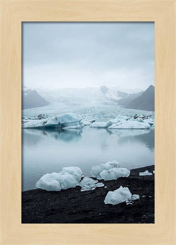 Serenity At Jkulsrln Glacier Lagoon