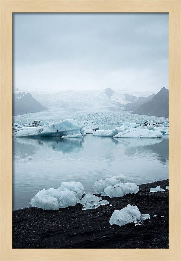 Serenity At Jkulsrln Glacier Lagoon