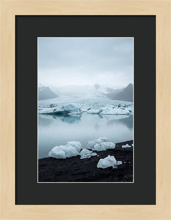 Serenity At Jkulsrln Glacier Lagoon