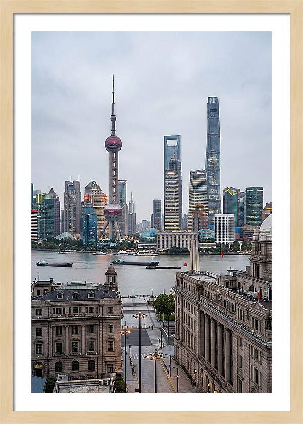 Shanghai Bund Skyline View