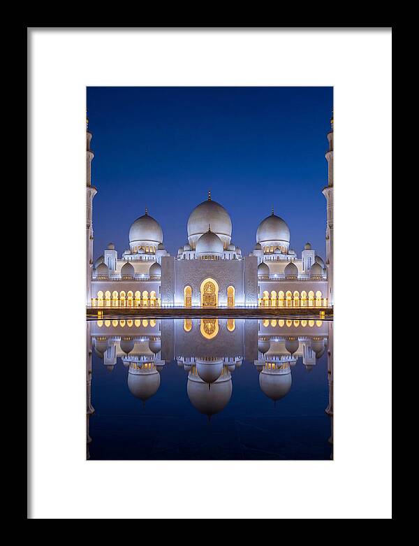 Sheikh Zayed Grand Mosque Reflection