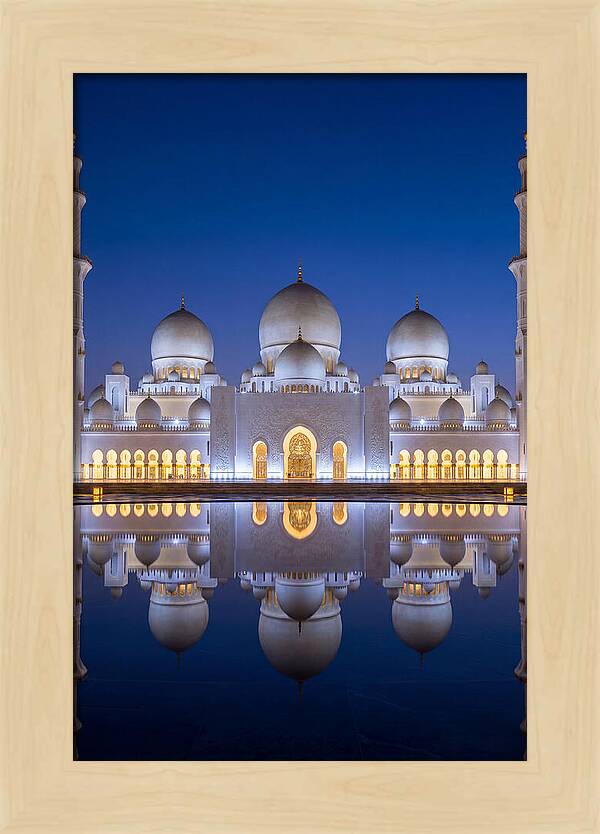 Sheikh Zayed Grand Mosque Reflection