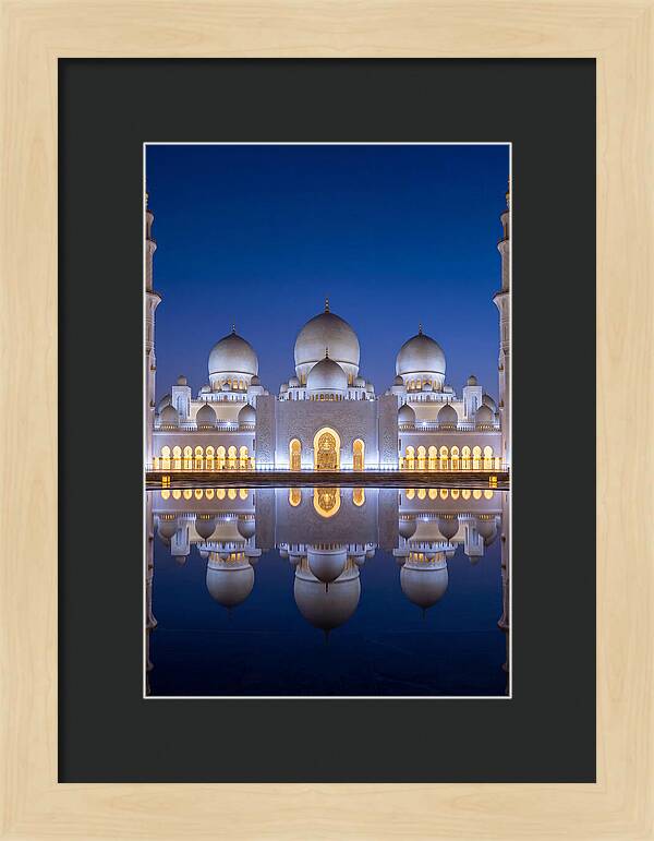 Sheikh Zayed Grand Mosque Reflection